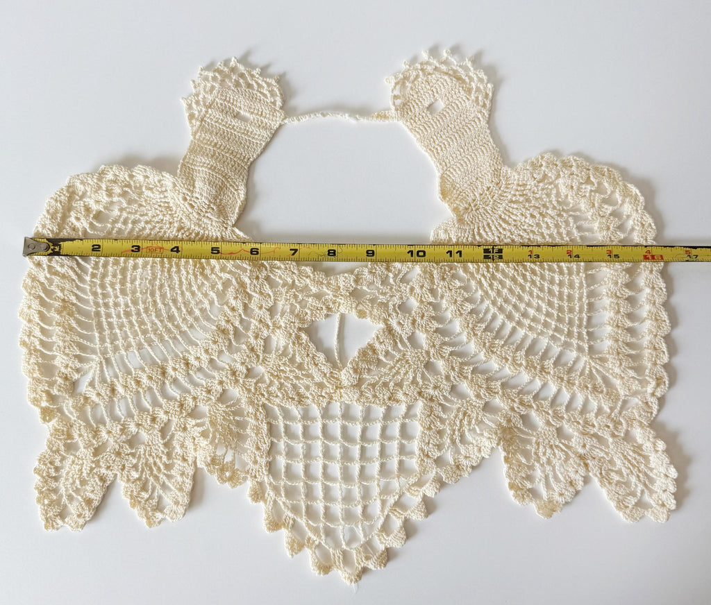 1950's Cotton Creme CROCHET COLLAR