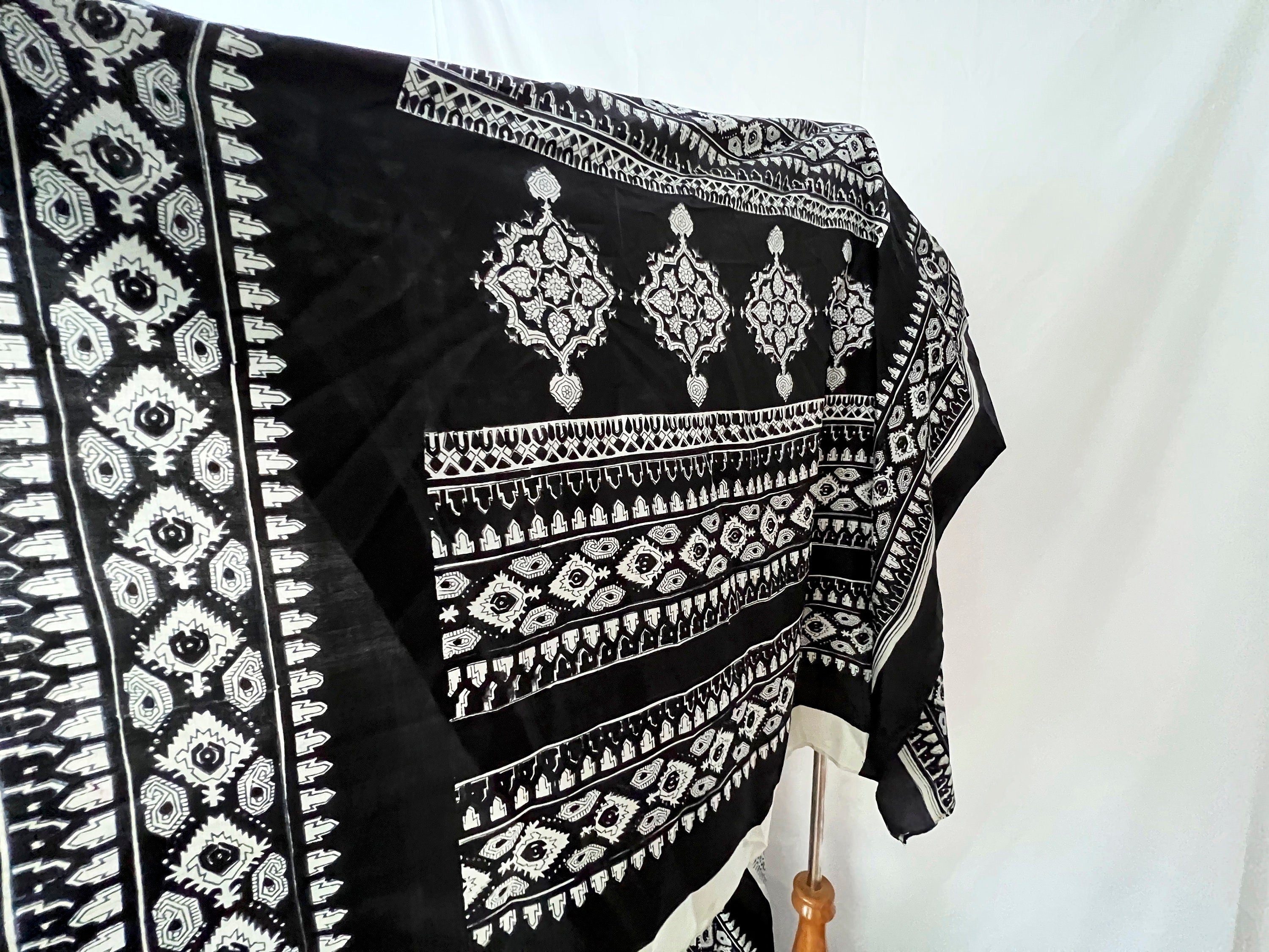 Vintage Indian Silk Fabric: Black & White Abstract Floral, 5 Yards