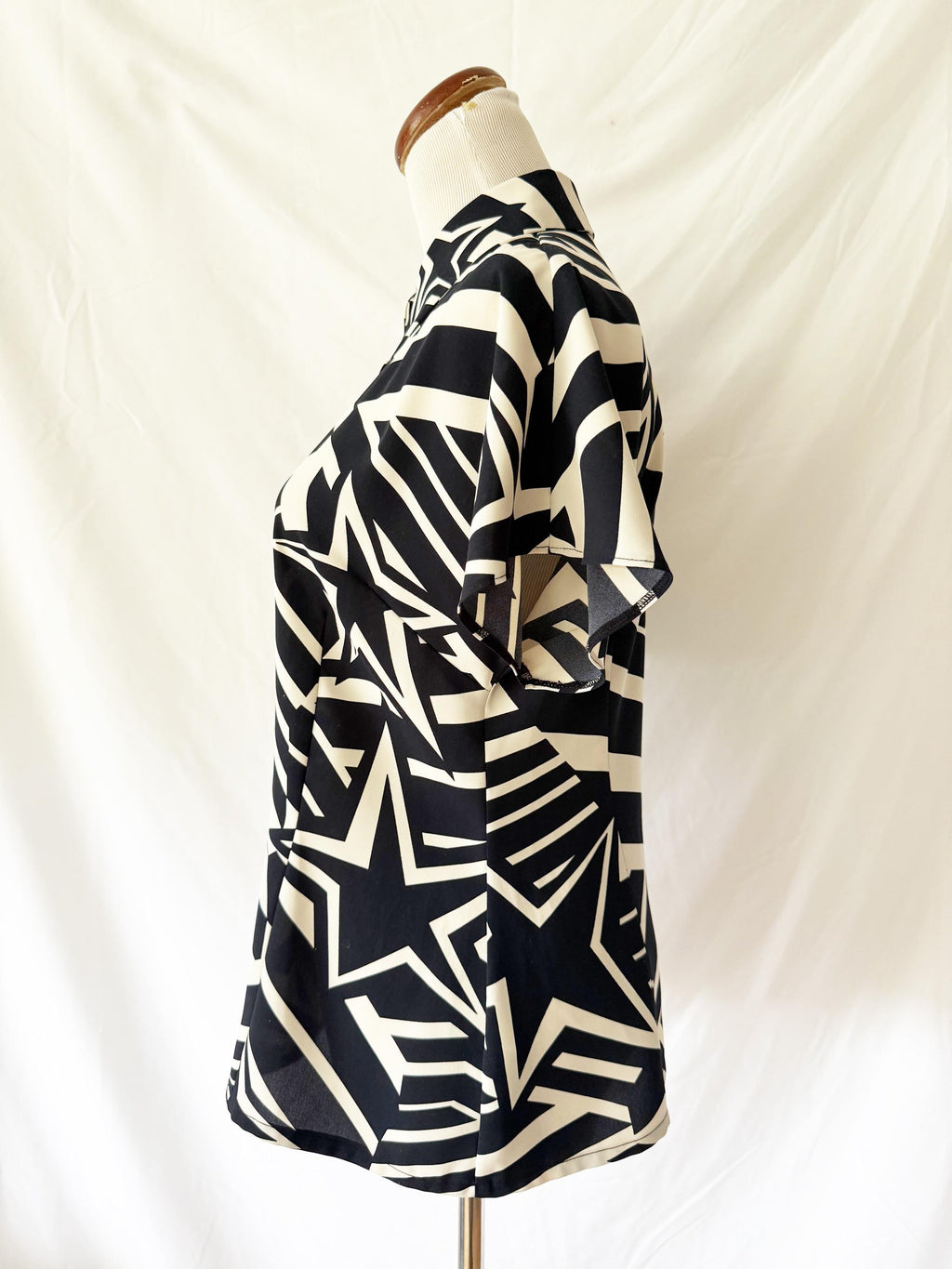 Rodier Navy Blue and  White Star Abstract Button Down Top Blouse sz 8