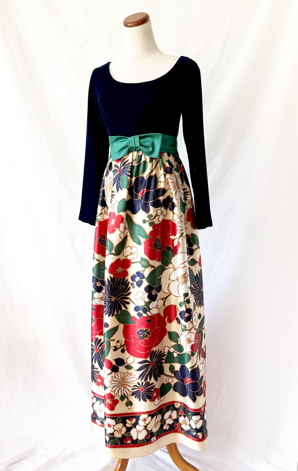 Vntg 1960s Silk Velvet Gown | 60s Floor Length Dress Small