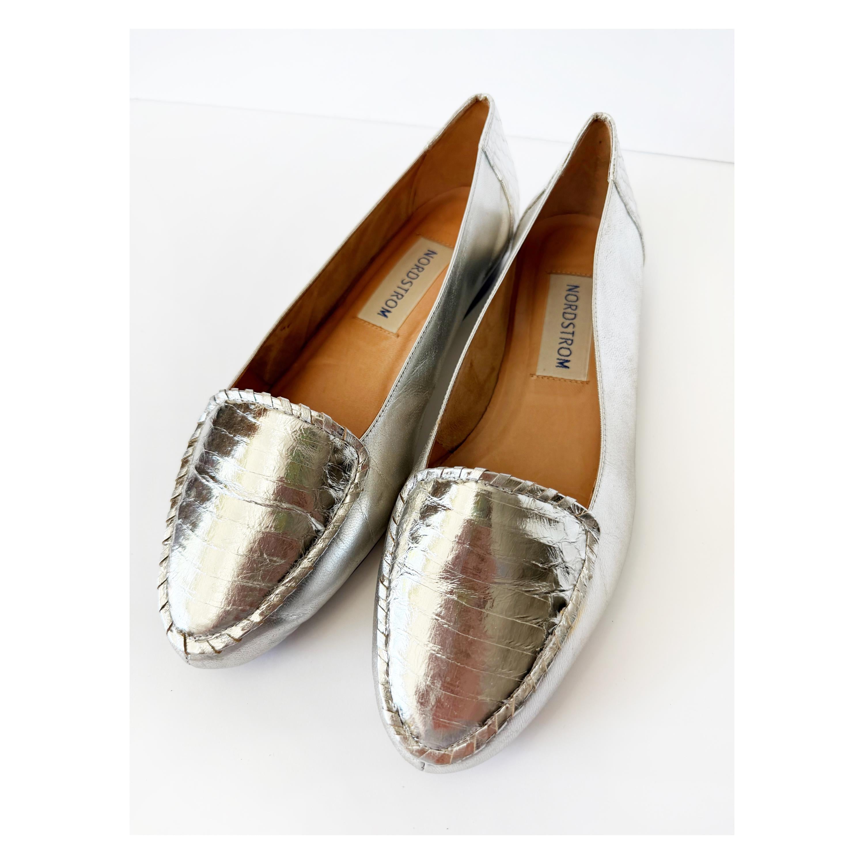 Vintage Silver Leather Loafers - 1980s Metallic Oxfords - Size 9.5 Wide