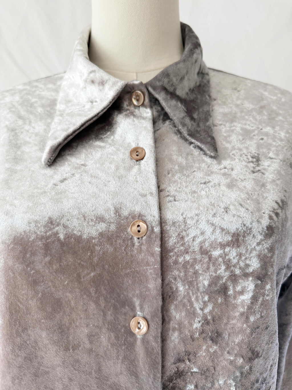 Anxiety Vintage 1990s crushed velvet shirt Medium