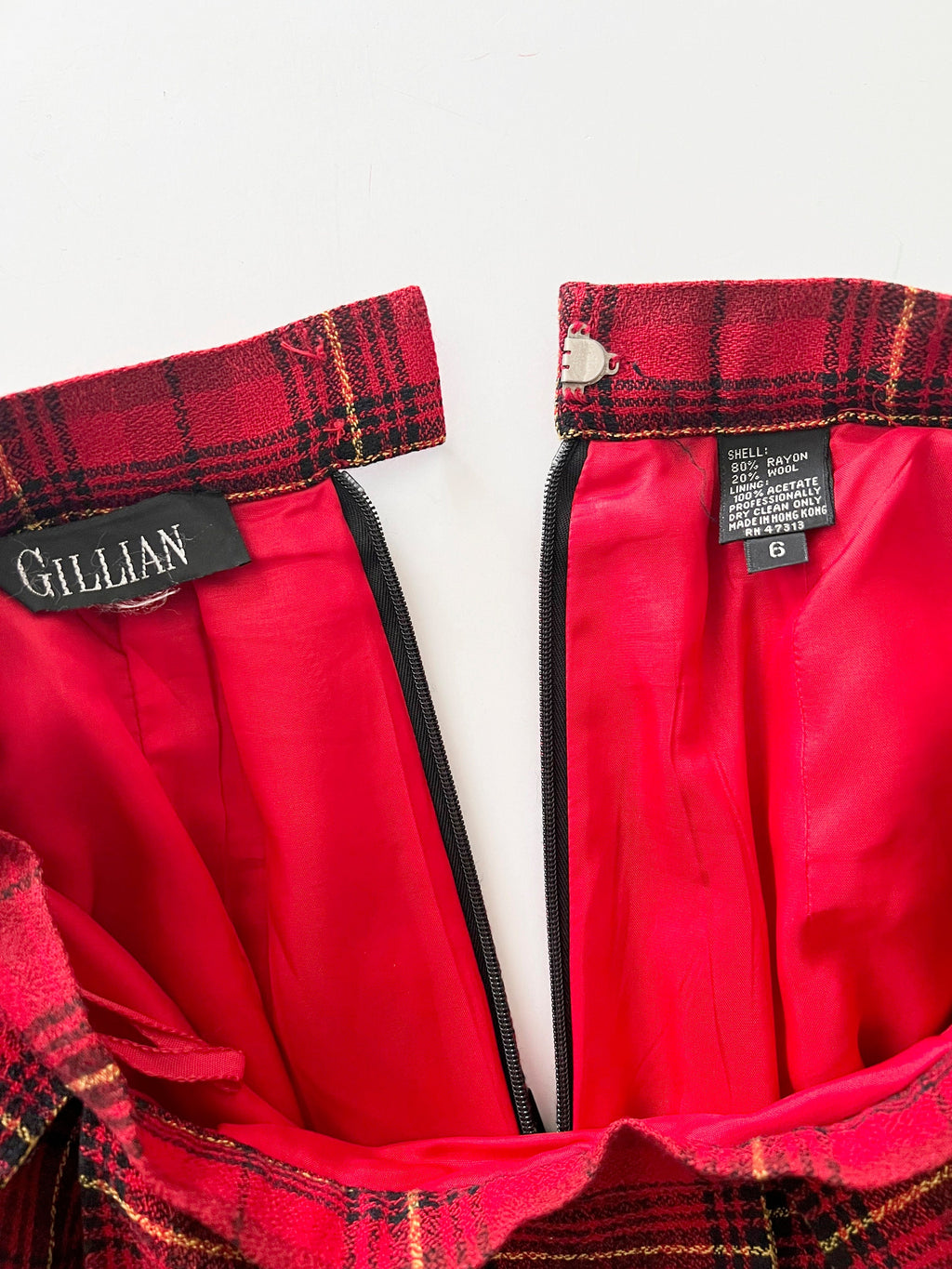 1990s pleated red plaid skirt size 6