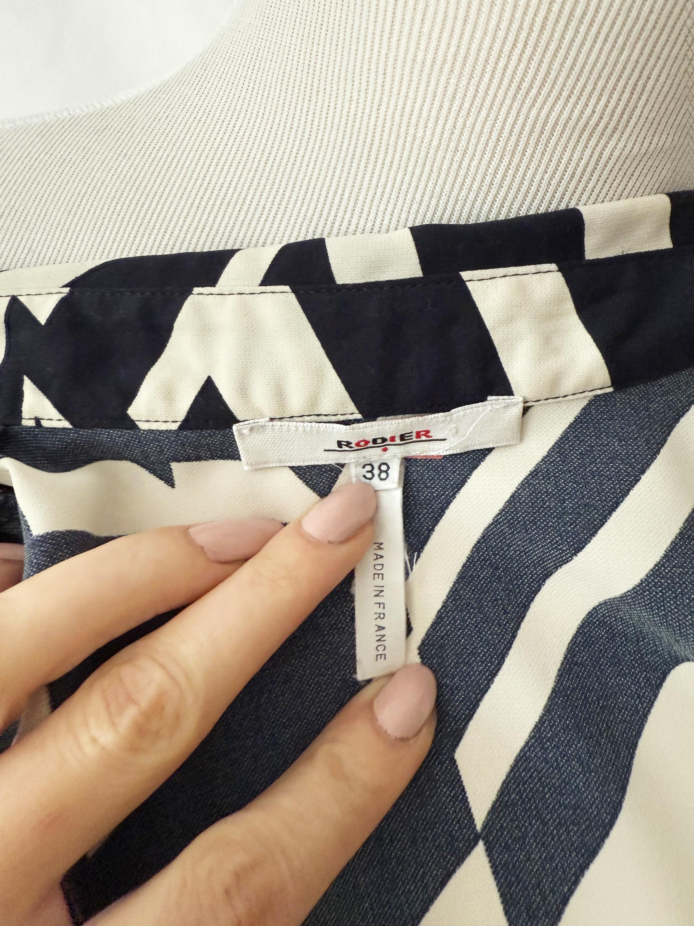 Rodier Navy Blue and  White Star Abstract Button Down Top Blouse sz 8