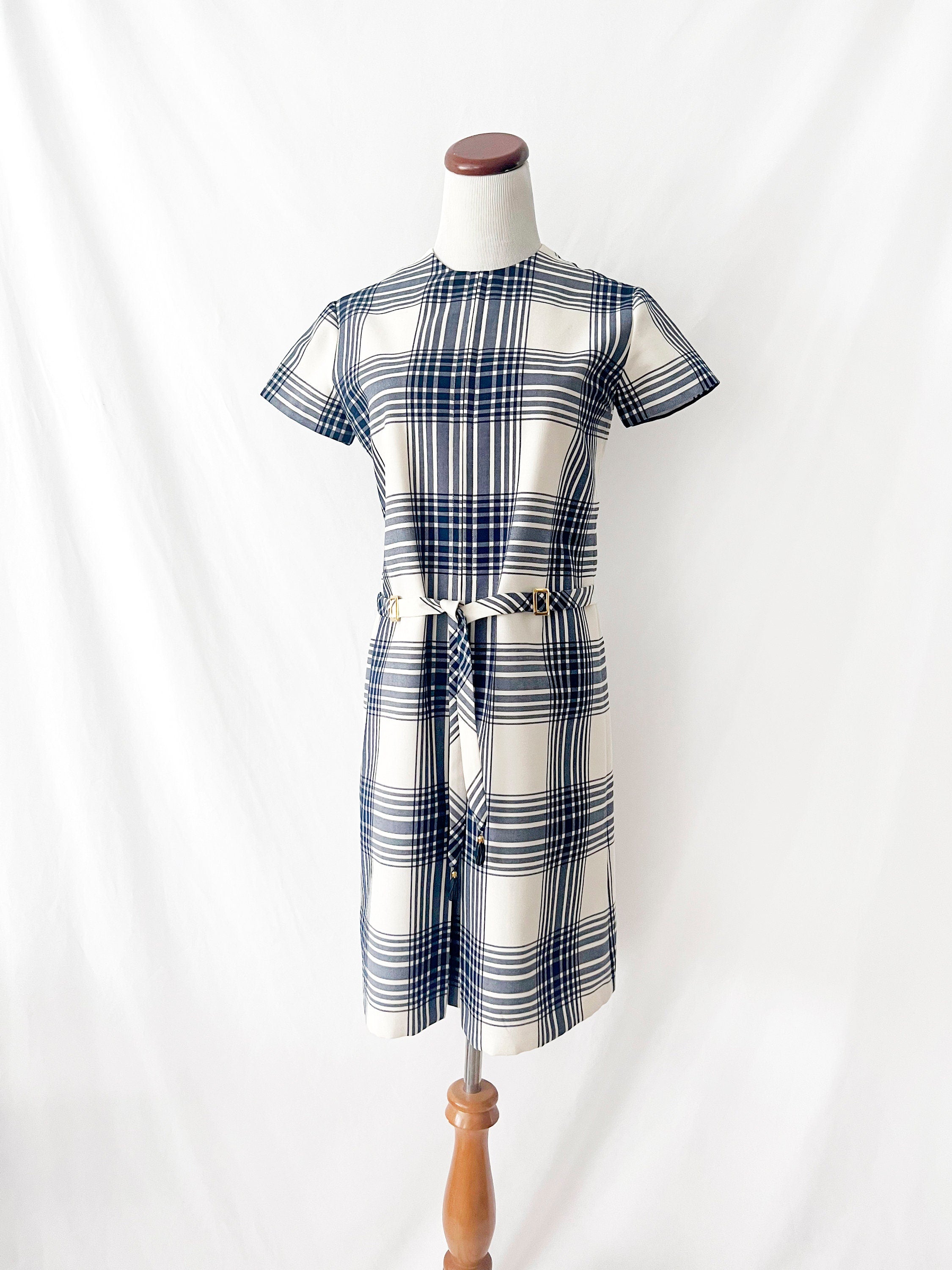 vintage 1960s plaid dress blue and white mod retro belted dress size 6