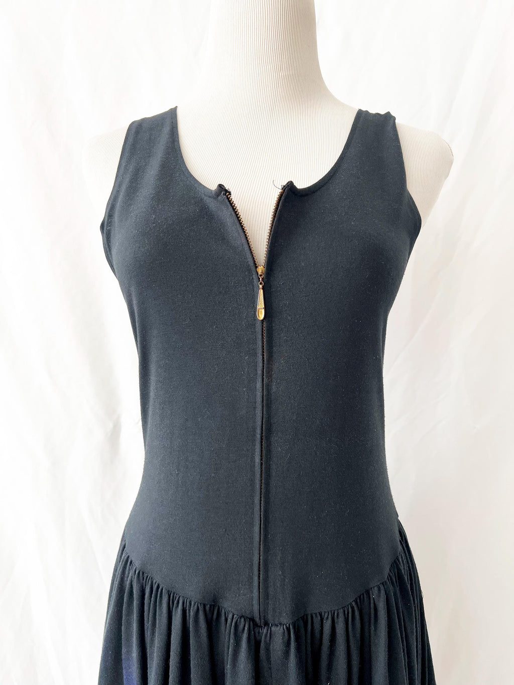 black zipper dress small / medium