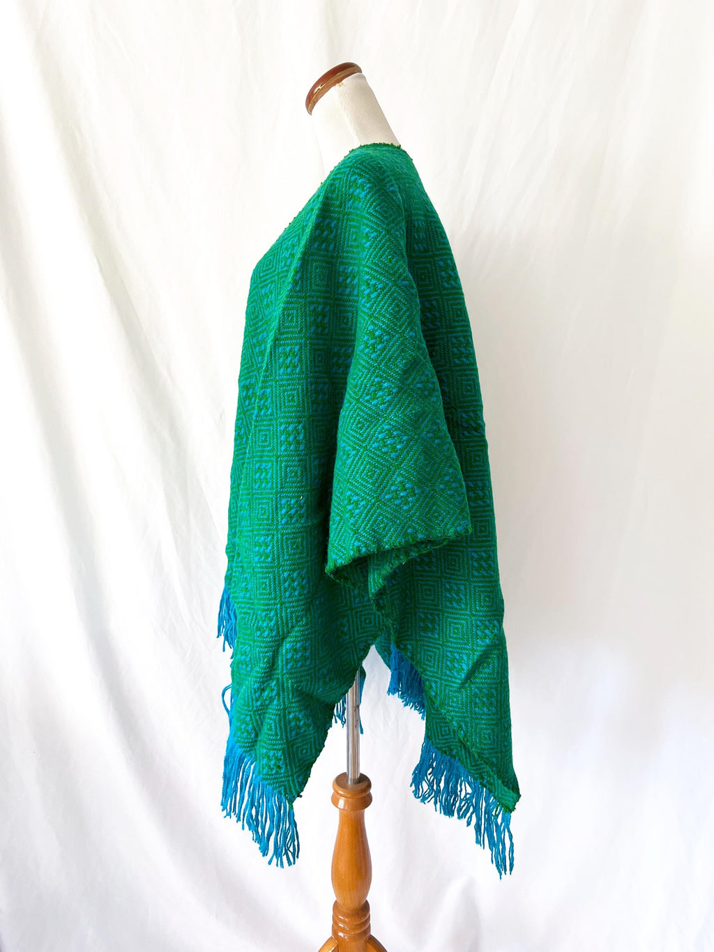 vintage poncho shawl south american woven blue and green abstract pattern