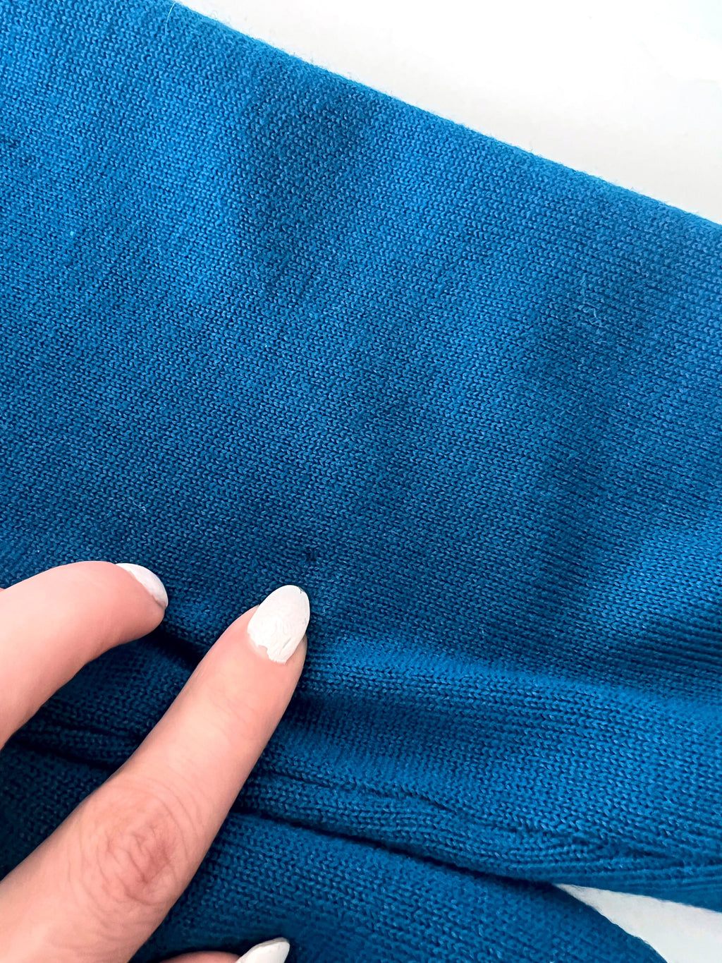 blue merino wool sweater lord & taylor  medium