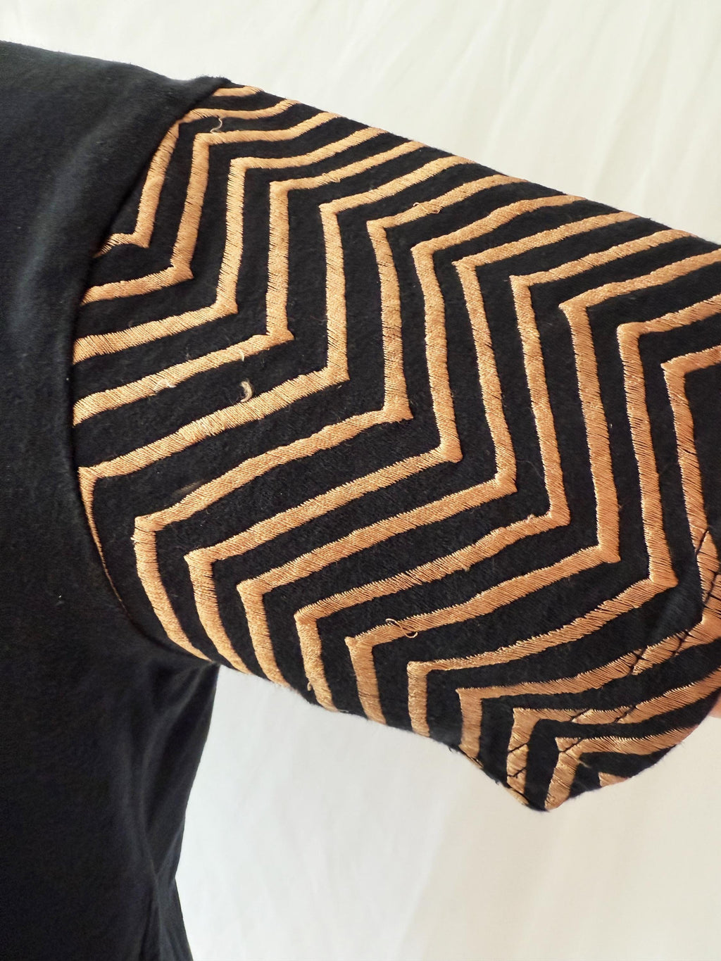 Vintage Michael Simon Lite Embroidered T-Shirt Sm/M