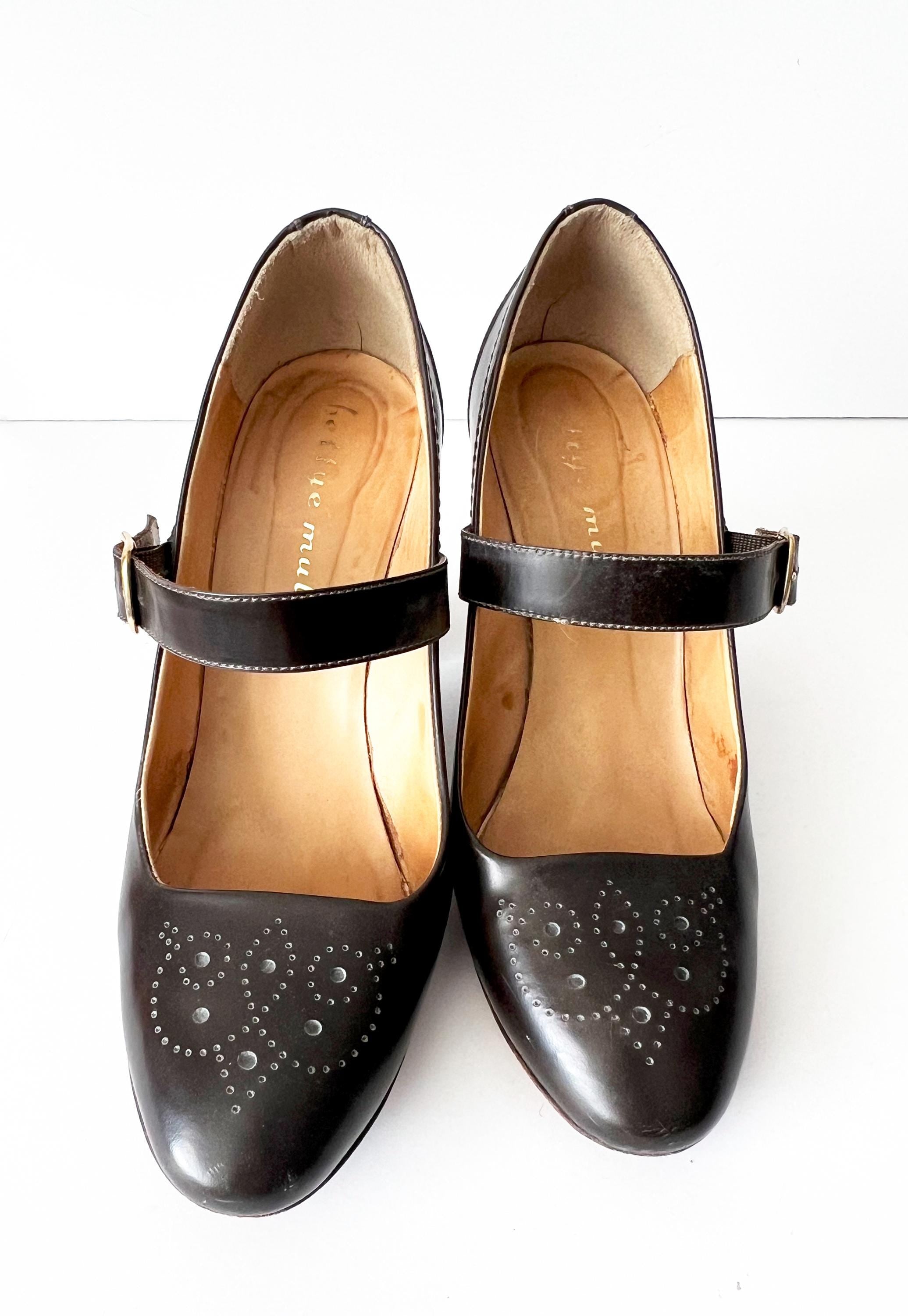 Bettye Muller Women's Round Toe Mary Jane Block Heels Shoe Black Size 6.5