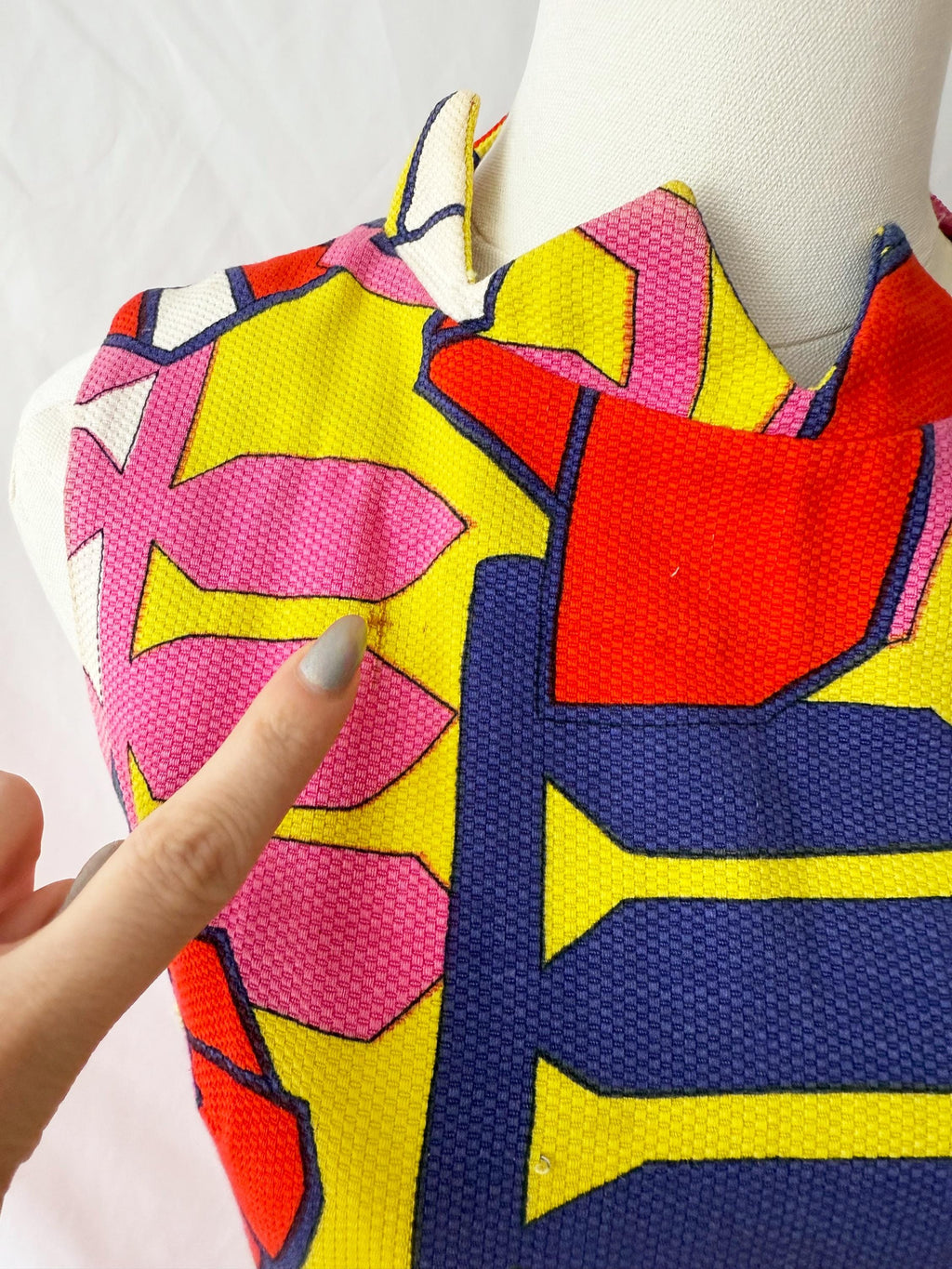 Vntg 60s Colorful Flower Petal Shift Dress Mod Retro Dress Small