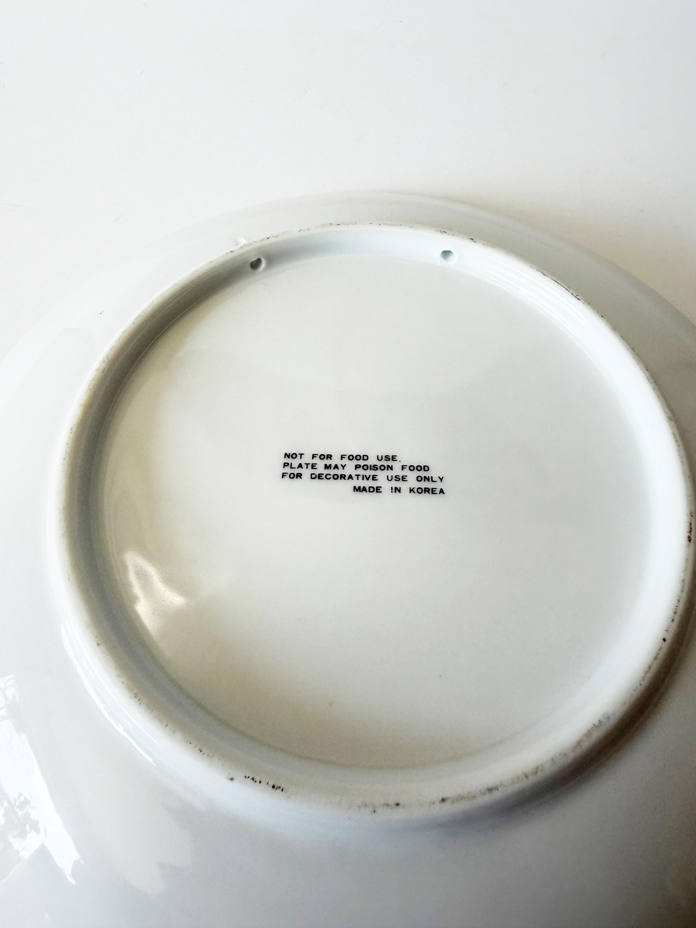 Montreal vintage souvenir plate
