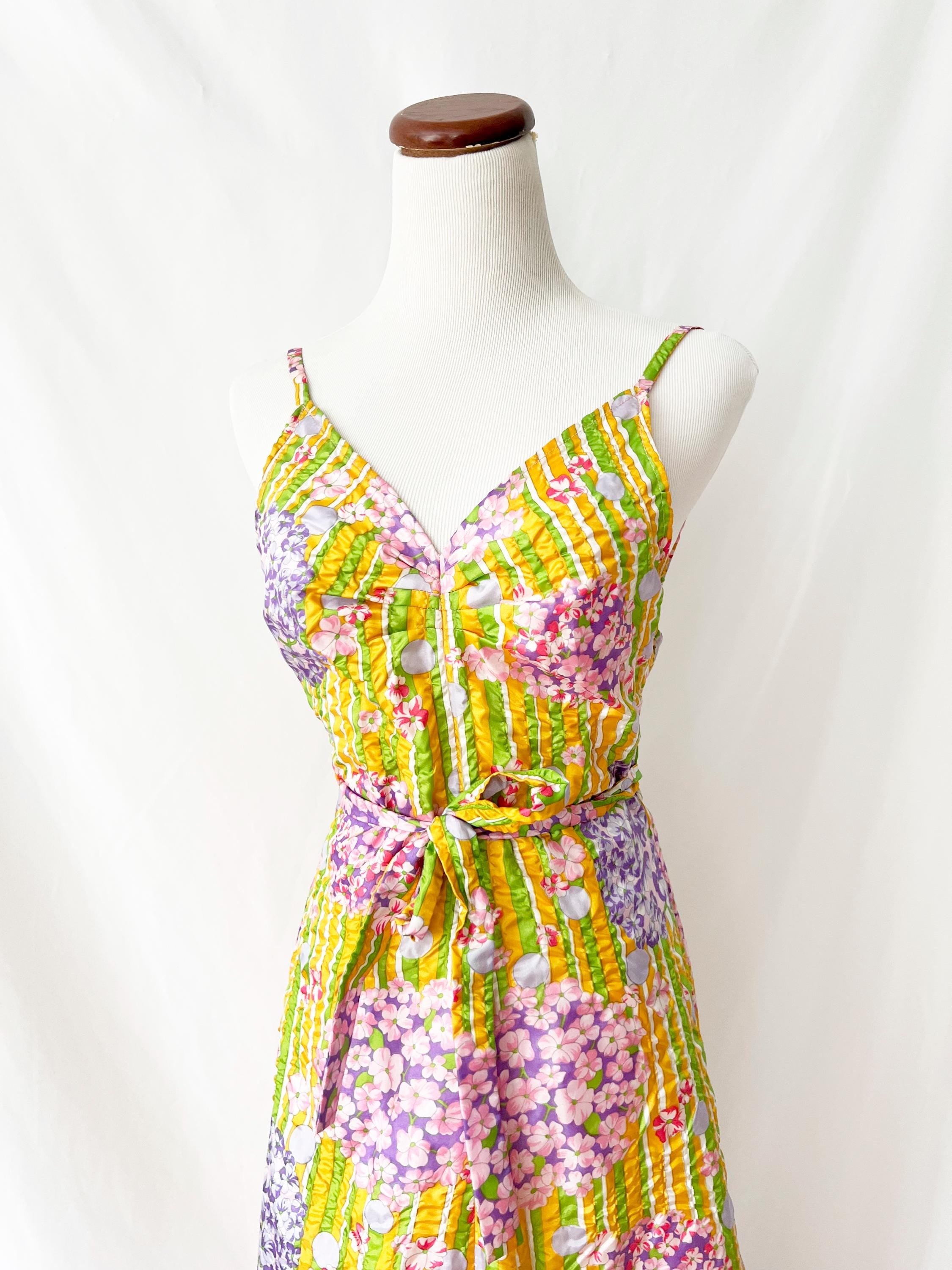vintage 1970s floral maxi dress /  wrap dress / open back / small
