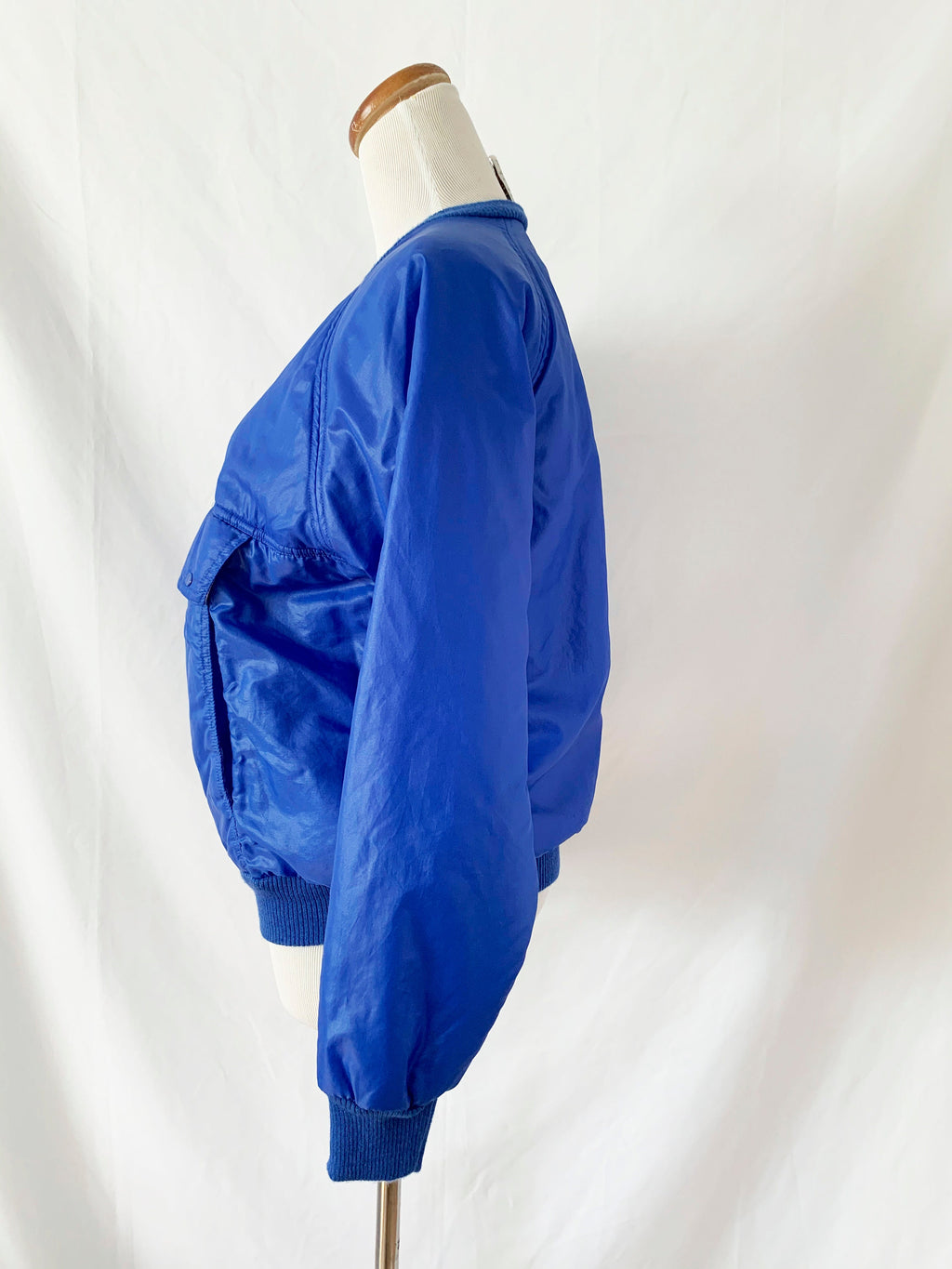 vintage 1980s shiny blue  sweatshirt / lapis blue / big pocket / small