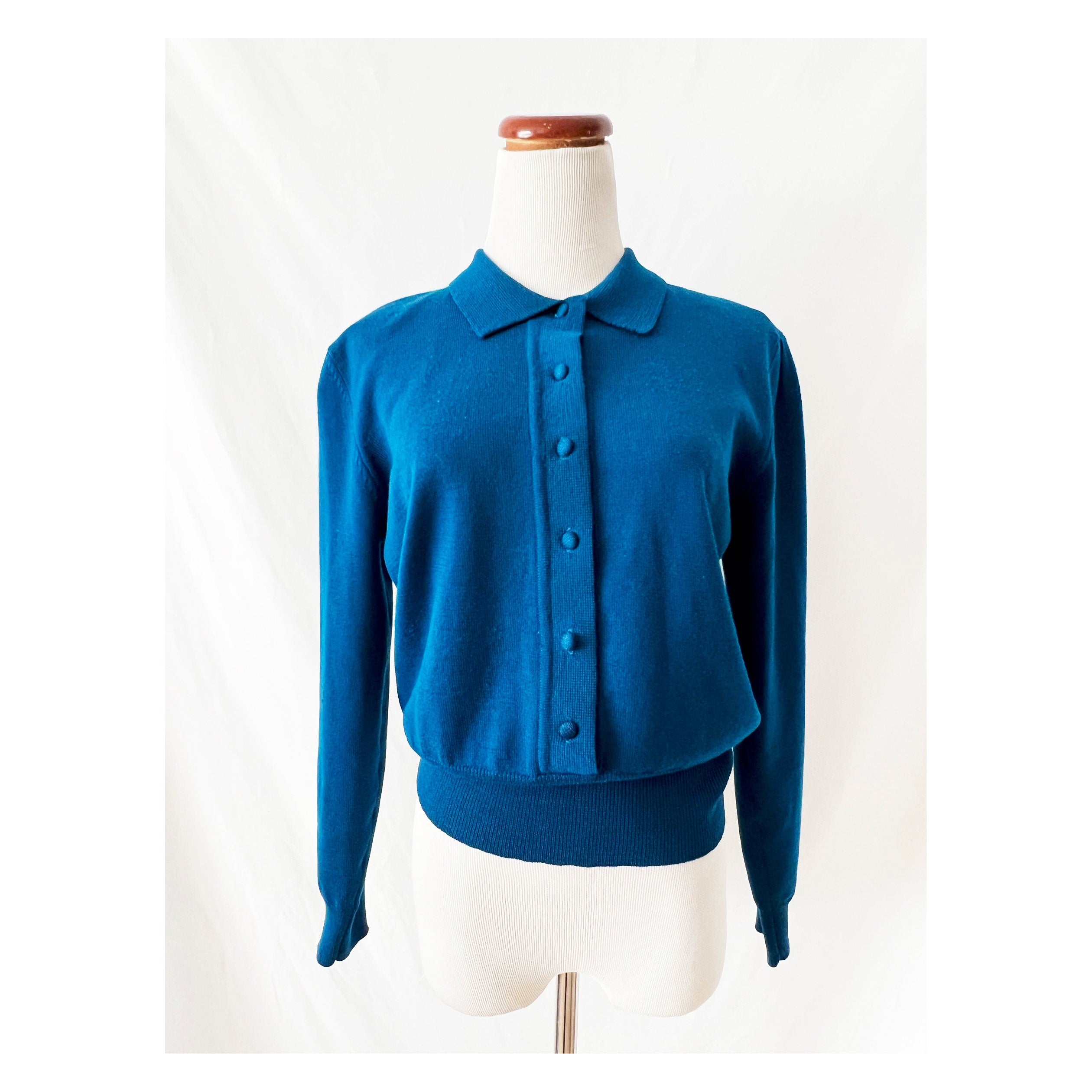 blue merino wool sweater lord & taylor  medium